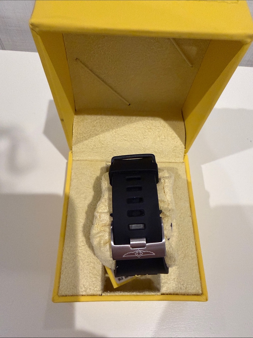 DNA Men Invicta Watch - Picture 2 of 10